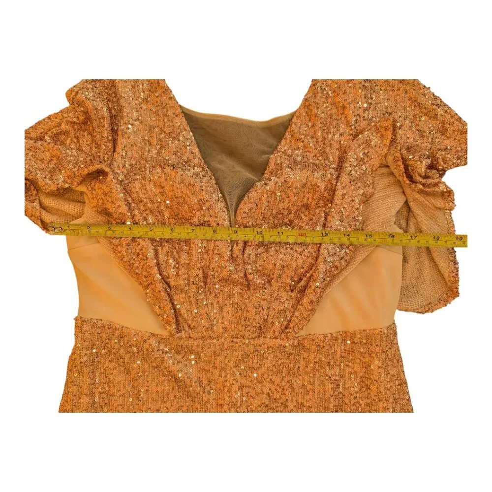 Chicwish | Cape Sleeve Mesh Insert Sequined Gown | Champagne | XXL - Picture 9 of 14
